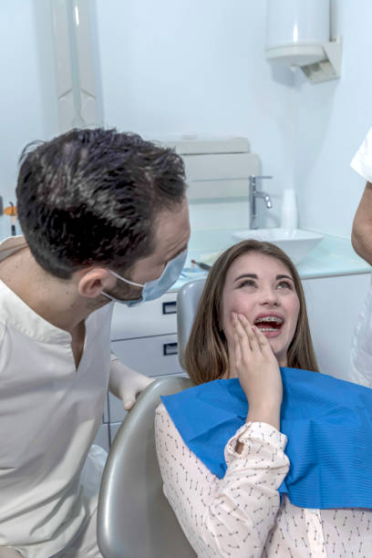 Best Emergency Tooth Extraction in Beach City, TX