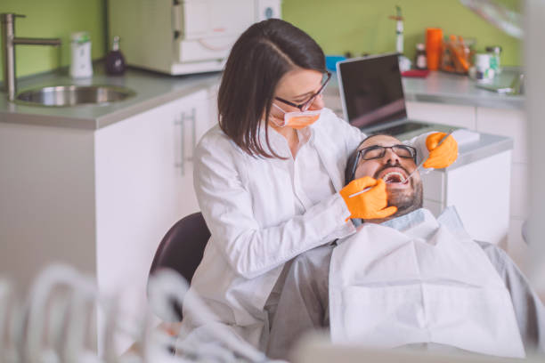 Best Urgent Dental Care in Beach City, TX