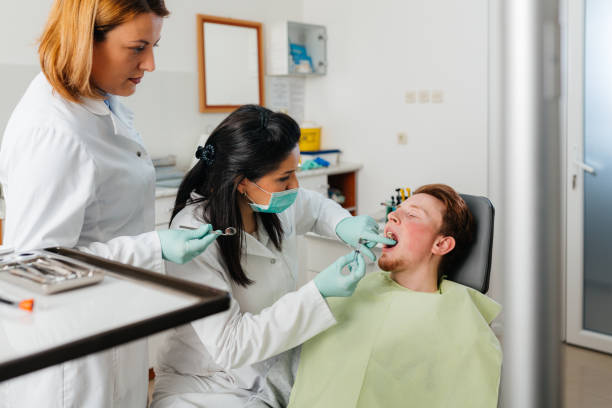 Best Same-Day Emergency Dentist in Beach City, TX